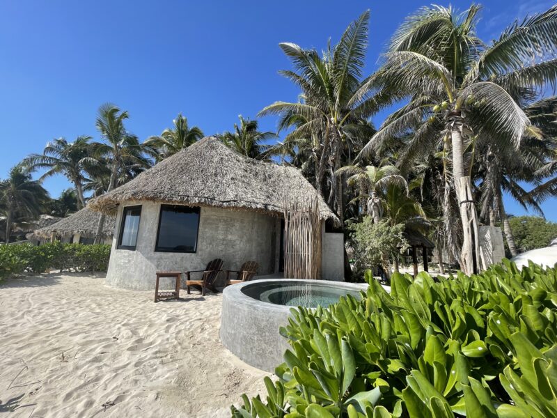 OCEAN FRONT con Mini Piscina Privada – Dos Camas Dobles - Imagen 4