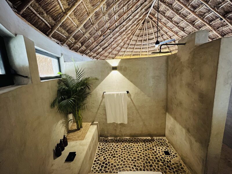 JUNGLE VIEW – Dos Camas Dobles - Imagen 4