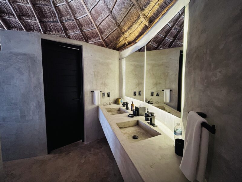 JUNGLE VIEW – Dos Camas Dobles - Imagen 2
