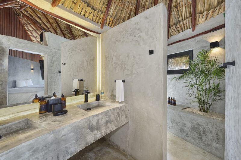 OCEAN FRONT con Mini Piscina Privada – Dos Camas Dobles - Imagen 2